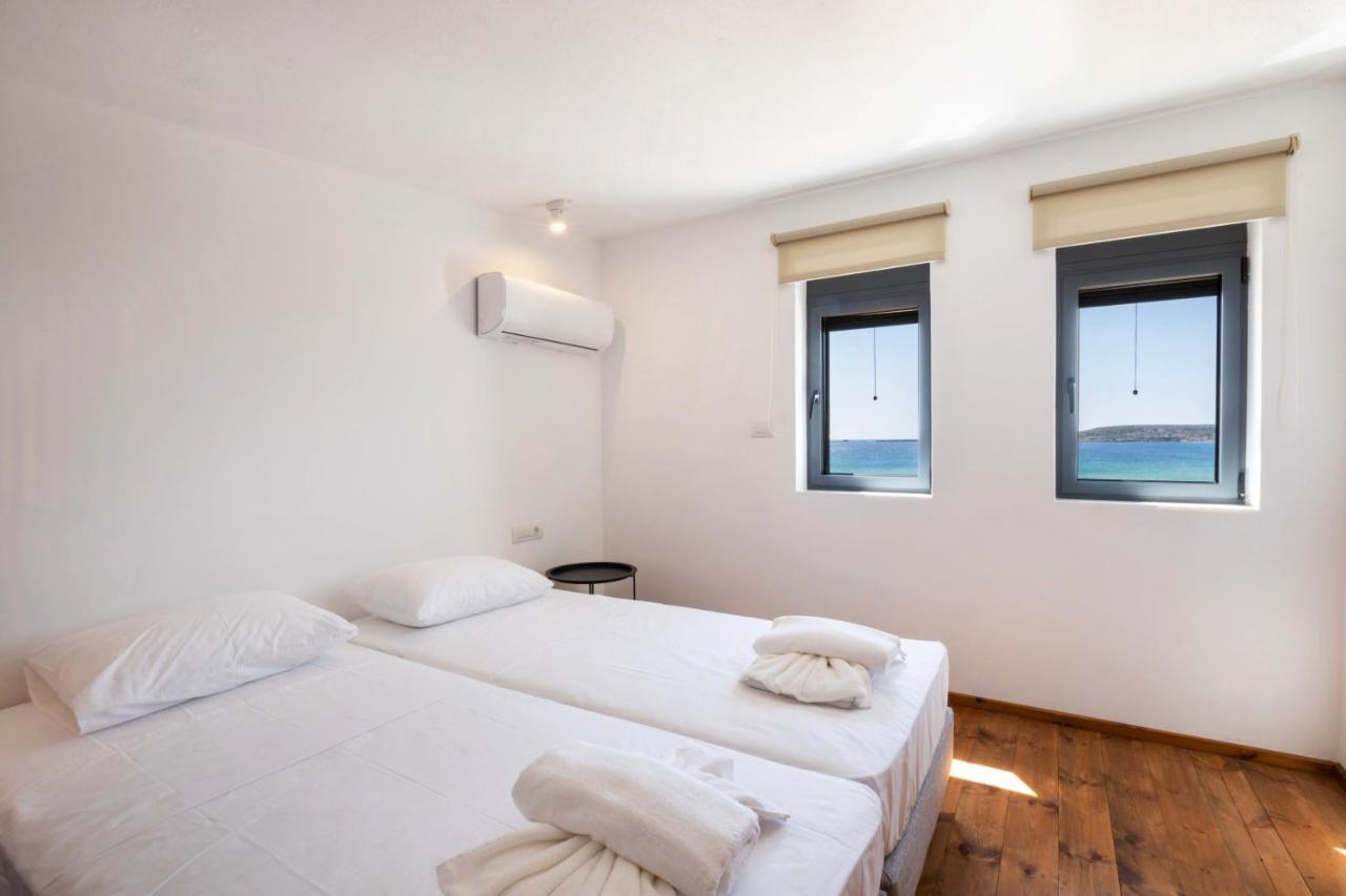 Cato Agro 4, Seafront Villa With Private Pool Afiartis المظهر الخارجي الصورة